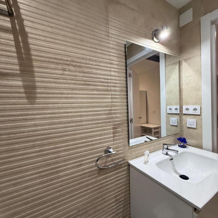 Casa Azul - One-Bedroom Apartment - 15