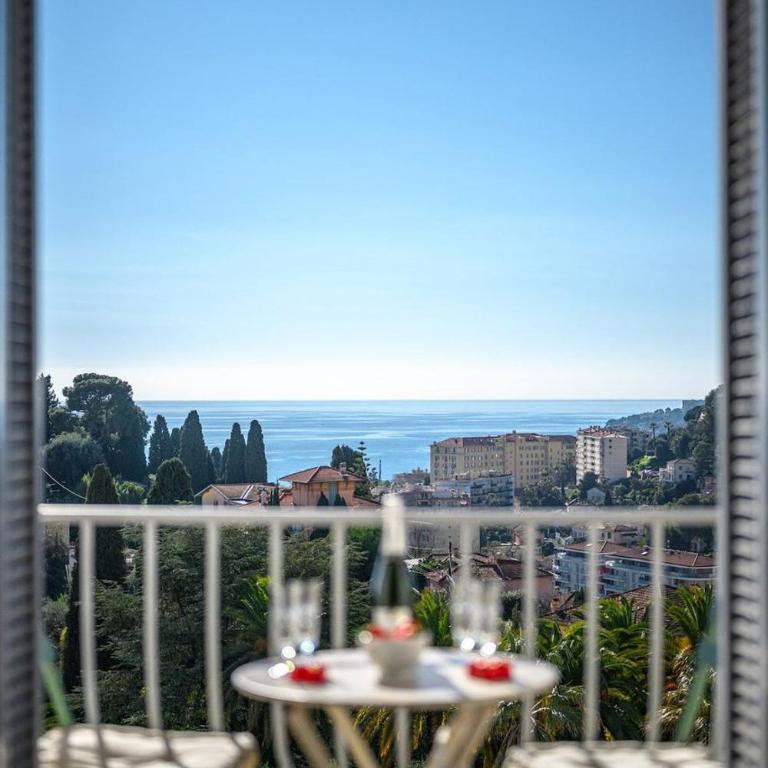 LE RIVIERA PALACE Calme - Vue sur la Mer- Parking - Apartamento - 39
