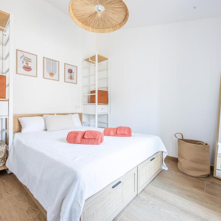 Duplex de charme au cœur d'Antibes - Appartement 2 Chambres - 13