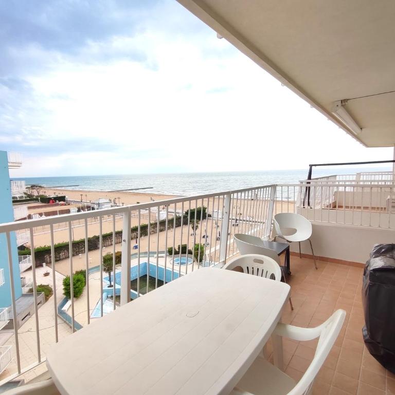 Milano - Appartamento con 2 Camere da Letto, Terrazza e Vista Mare - 6