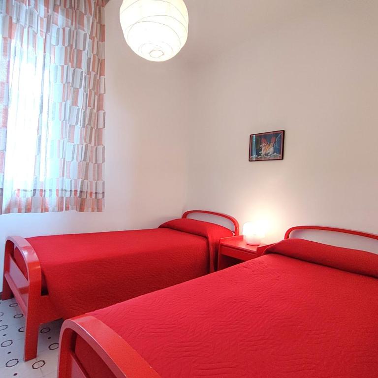 Milano - Appartamento con 2 Camere da Letto, Terrazza e Vista Mare - 9