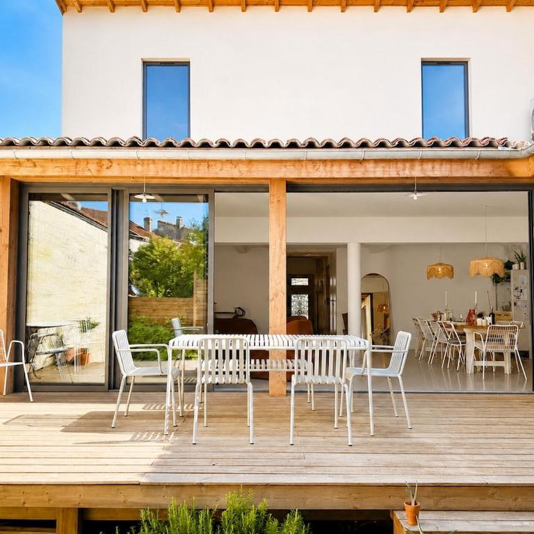 House for 10 people - private garden - AC - Villa - 2