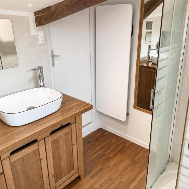 Duplex chic et tout équipé - 2 personnes - Appartement 1 Chambre - 10
