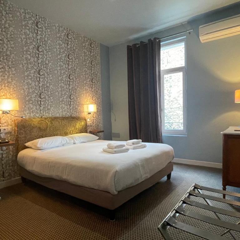 Le Pavillon d'Enghien, Vichy Centre - Chambre Lit Queen-Size - Vue sur Jardin - 5