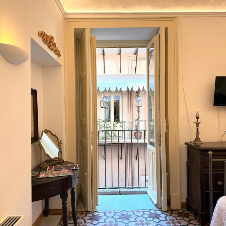 San Michele Heritage Historic residence in the center - Two-Bedroom Apartment - 9