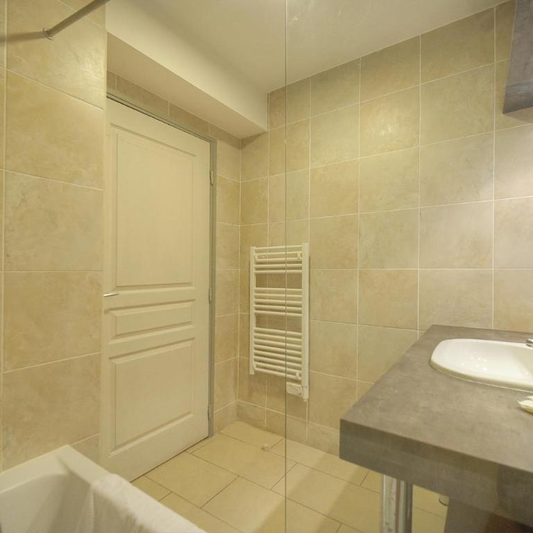 FRGK - APPART SUQUET - Special group 4BR - Appartement 4 Chambres de Luxe - 10