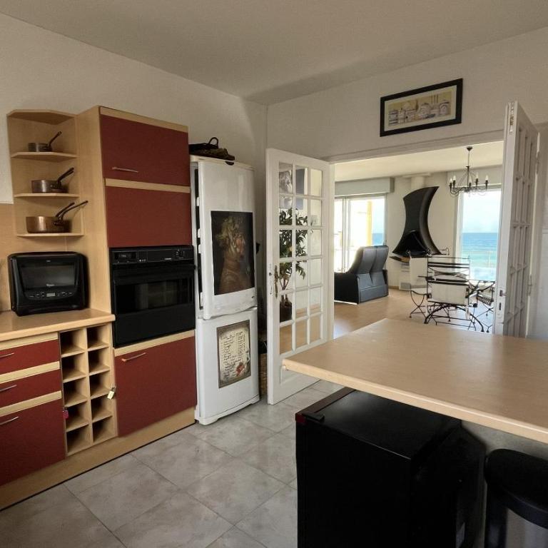 La Tour de la Mer - Vue Mer avec accès Plage direct - 150m2 - Clim - Parking privé - Appartement - 3