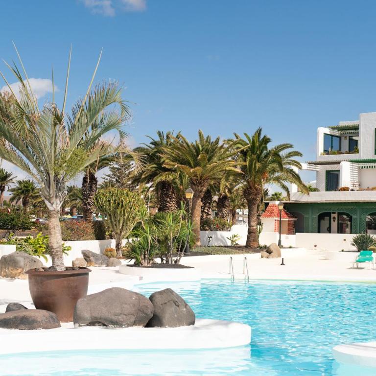 House of the Horizon Playa Las Cucharas VV penthouse with sea & pool view AIRCON - Apartment mit 2 Schlafzimmern, einem Balkon und Meerblick - 26