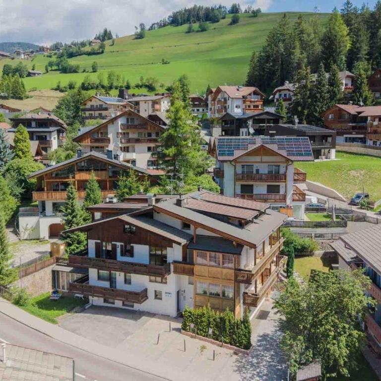 Alpen Suite Apartment - Casa con 2 Camere da Letto - 9