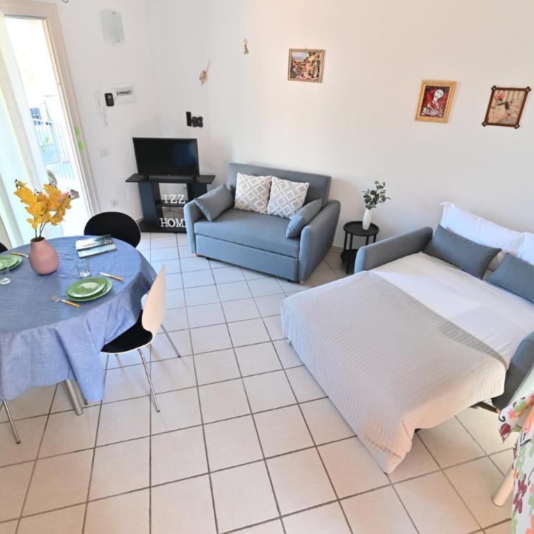 IzzHome Sun&Relax - Appartamento con 1 Camera da Letto - 2