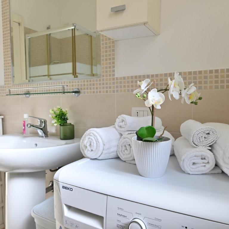 IzzHome Sun&Relax - Appartamento con 1 Camera da Letto - 10