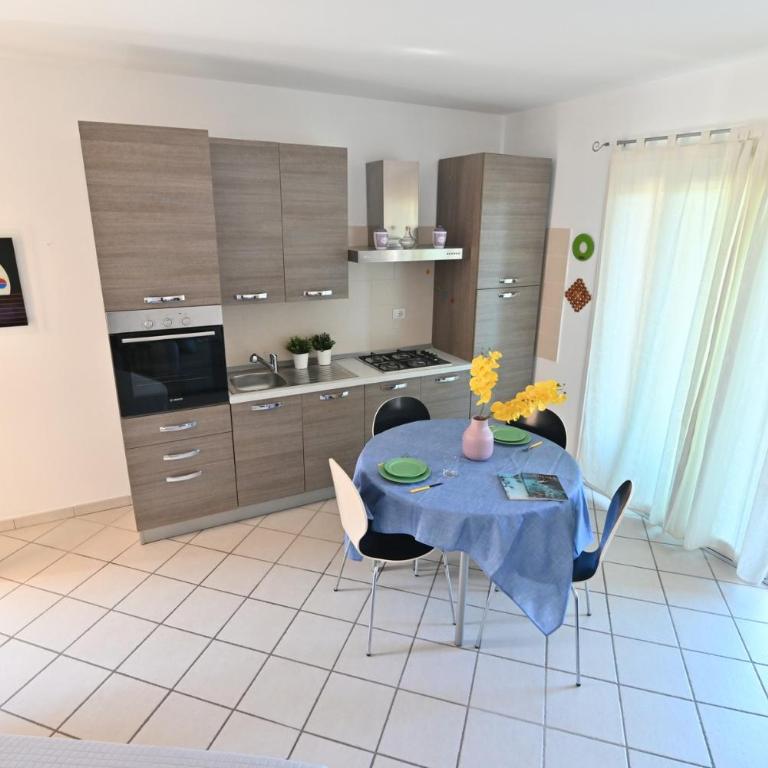 IzzHome Sun&Relax - Appartamento con 1 Camera da Letto - 16