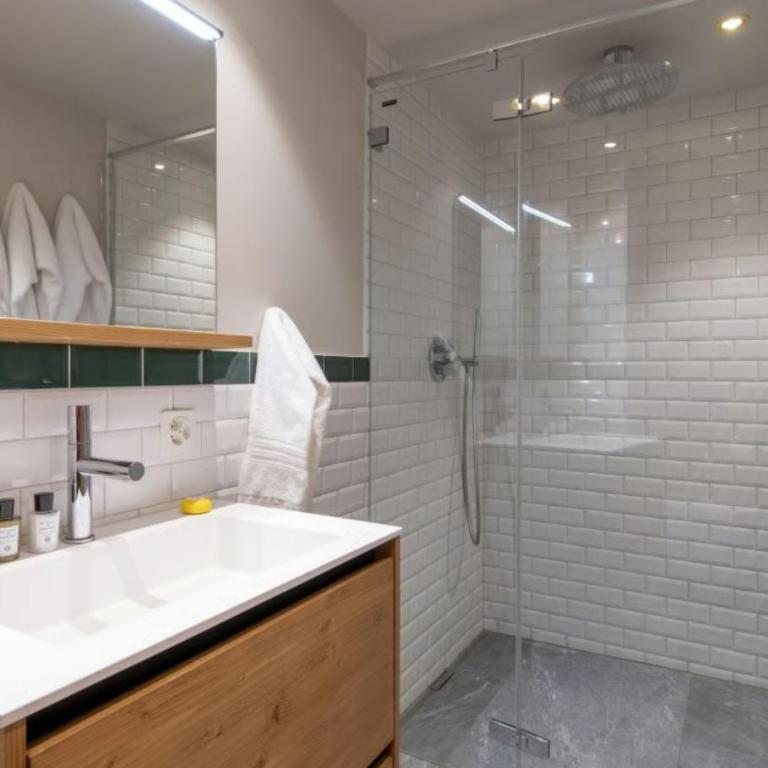 Bright and spacious property in Les Gets - Appartement Deluxe - 39