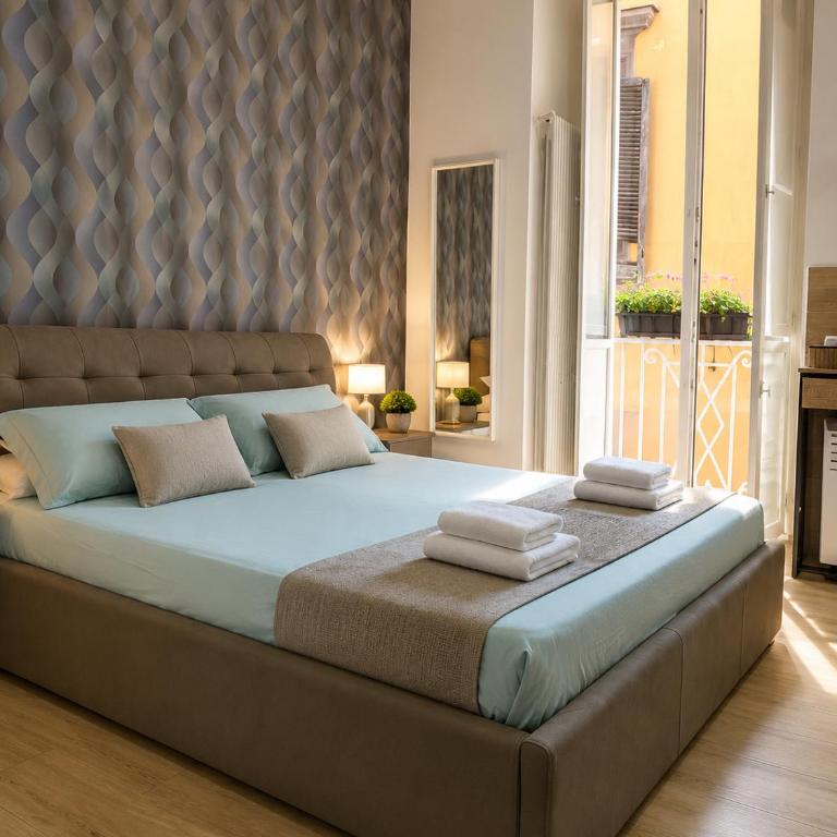 Urban Chic Suite Toledo - Camera Deluxe - 1