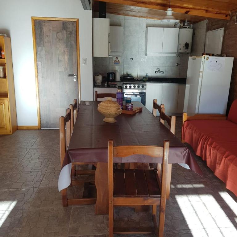 Casaquinta con parrilla, estacionamiento y pileta - Casa con 1 dormitorio - 9