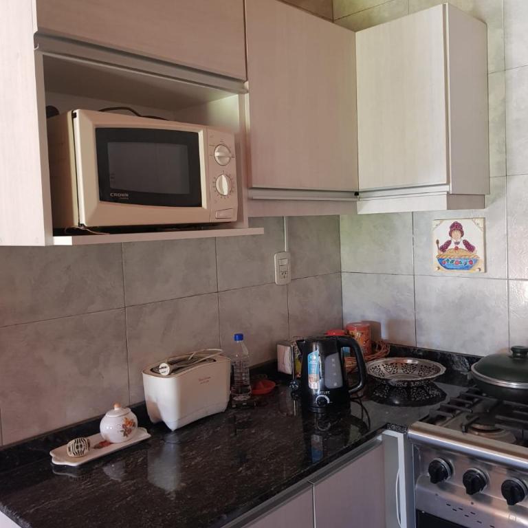 Casaquinta con parrilla, estacionamiento y pileta - Casa con 1 dormitorio - 18