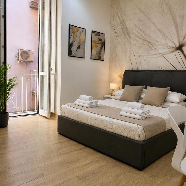 Urban Chic Suite Toledo - Camera Matrimoniale Deluxe con Balcone - 1