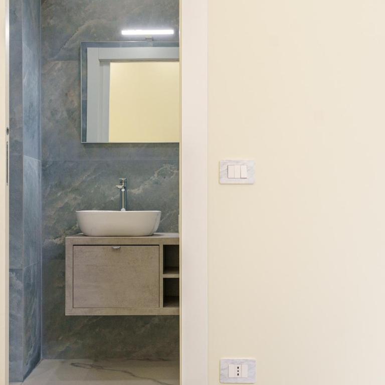 Carmelo al Duomo - Double Room with Private Bathroom - 17