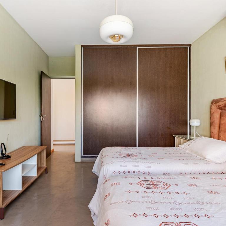 Habitación en Suite, Casa Laderas de Chacras de Coria - Habitación Doble con terraza - 2 camas - 5