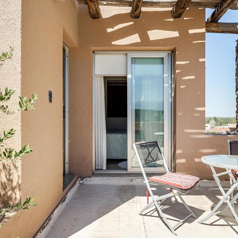 Habitación en Suite, Casa Laderas de Chacras de Coria - Habitación Doble con terraza - 2 camas - 7