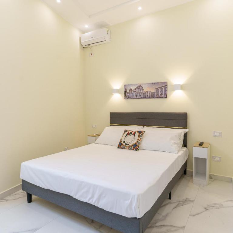 Carmelo al Duomo - Double Room with Private Bathroom - 20