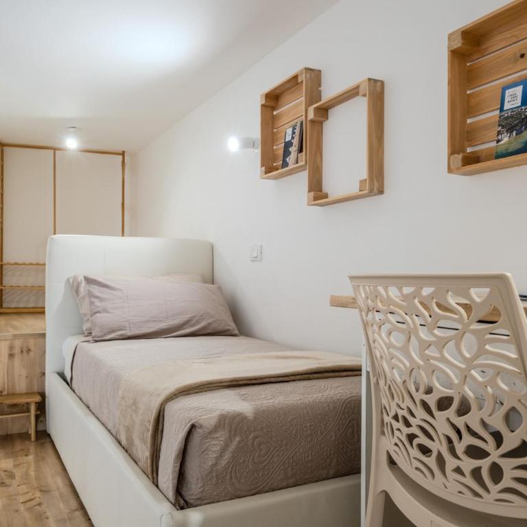 Lake Como at Your Doorstep - Gravedona - Appartamento Superior con 1 Camera da Letto e Balcone - 15