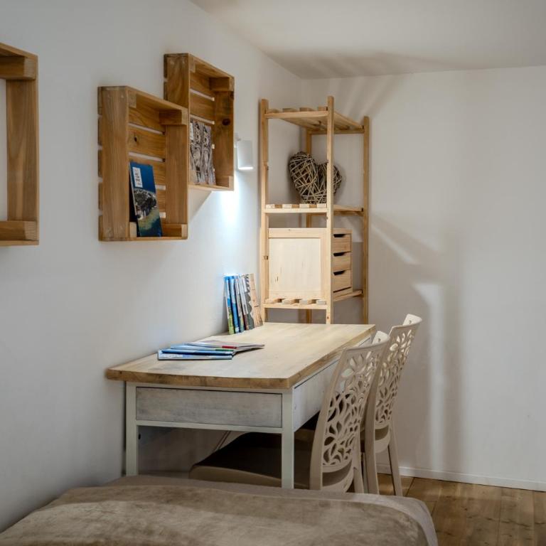 Lake Como at Your Doorstep - Gravedona - Appartamento Superior con 1 Camera da Letto e Balcone - 17