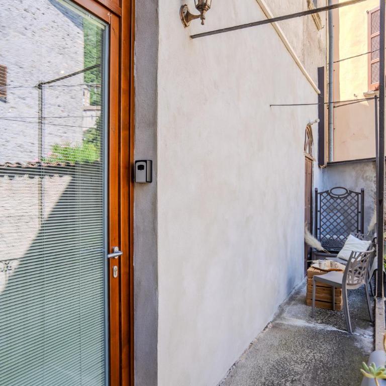 Lake Como at Your Doorstep - Gravedona - Appartamento Superior con 1 Camera da Letto e Balcone - 26