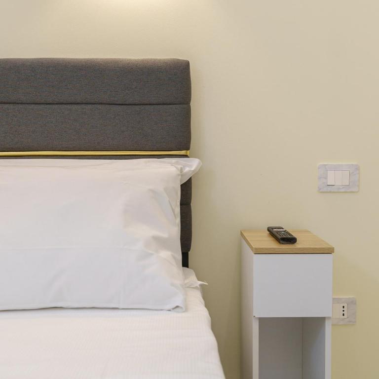 Carmelo al Duomo - Double Room with Private Bathroom - 32