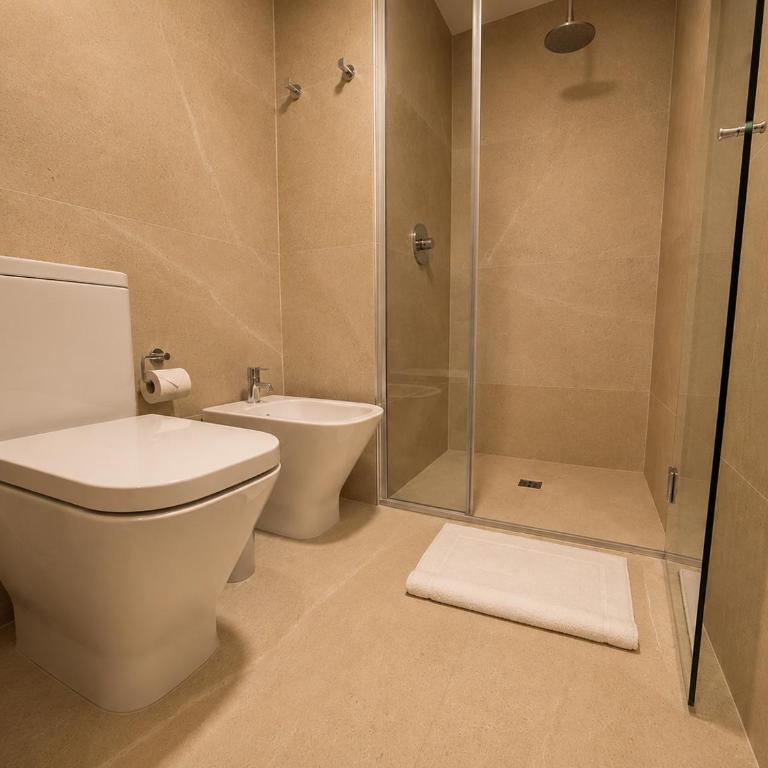 Luxury Apt - Vista al lago y amenities premium - Two-Bedroom Apartment - 21