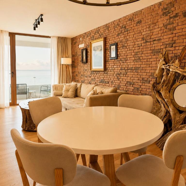 Luxury Apt - Vista al lago y amenities premium - Two-Bedroom Apartment - 23