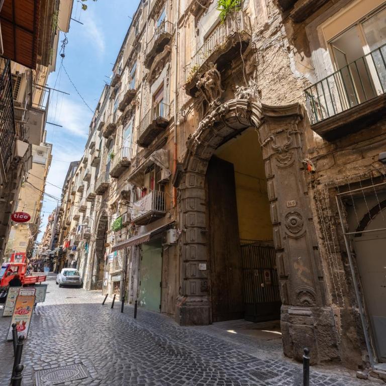 Il balconcino ai Tribunali - Appartamento con 1 Camera da Letto - 54