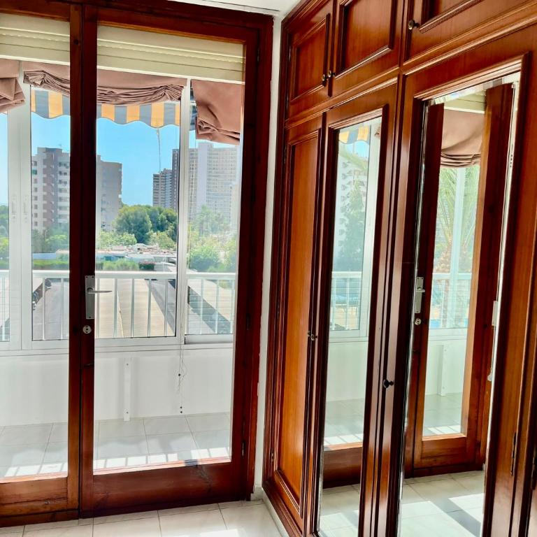 Apartment Holanda Alicante - Apartamento de 3 dormitorios - 72