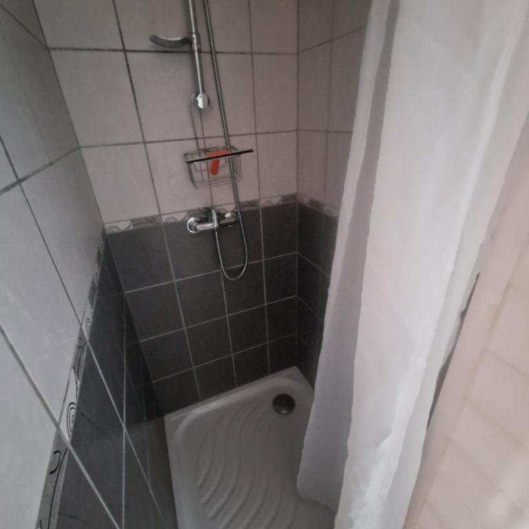 Petite maison rouge, studio lumineux, calme, confortable avec 1 lit - Studio Supérieur - 20