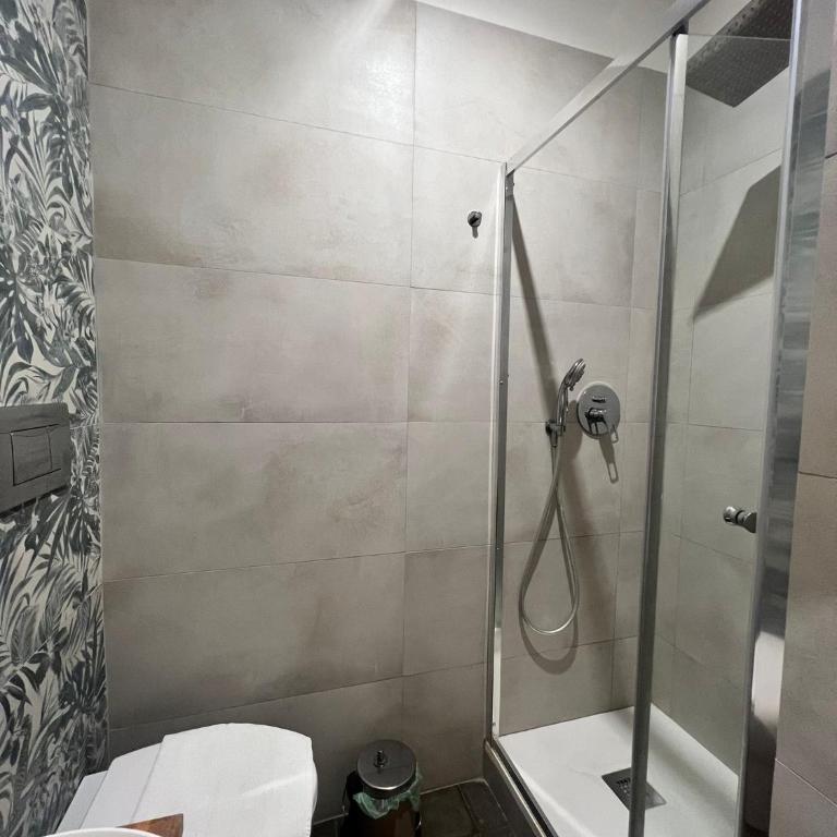DS Apartment - Single Room with Private Bathroom - 12