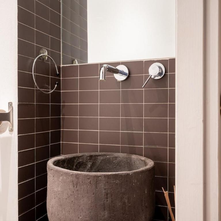 -Centro-Piazza Castello- Luxury Suite for 4 with Wi-Fi - Appartamento con 1 Camera da Letto - 2