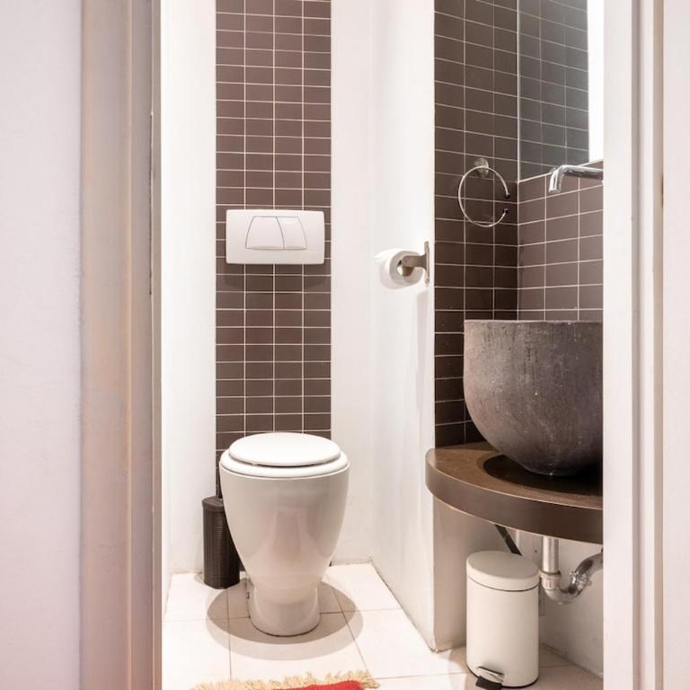 -Centro-Piazza Castello- Luxury Suite for 4 with Wi-Fi - Appartamento con 1 Camera da Letto - 22
