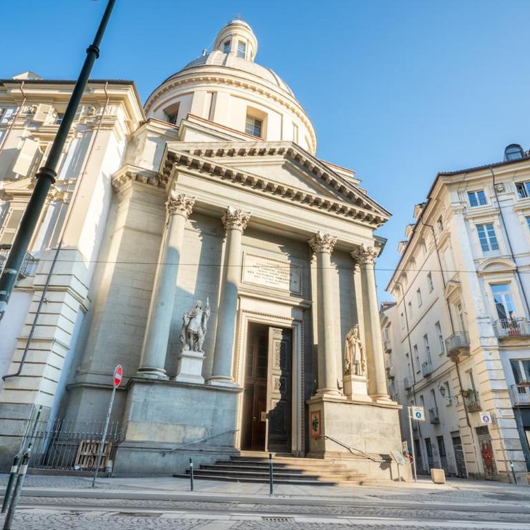-Centro-Piazza Castello- Luxury Suite for 4 with Wi-Fi - Appartamento con 1 Camera da Letto - 31