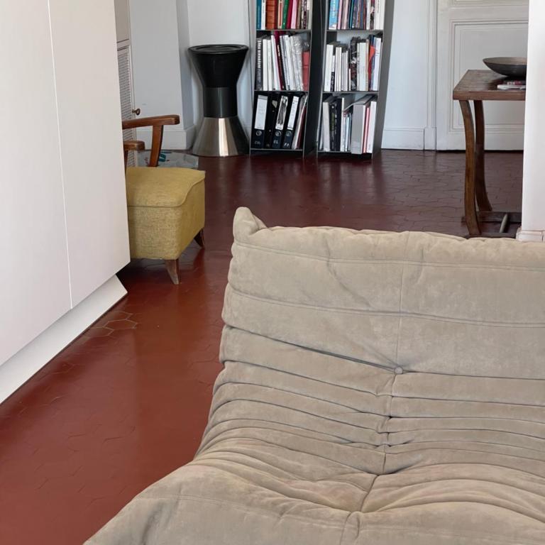 Artistic flat in trendy area, Vieux port - Appartement 2 Chambres - 35
