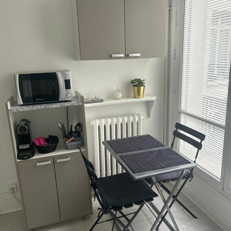 Champs Elysées 76 - Appartement 1 Chambre - 4