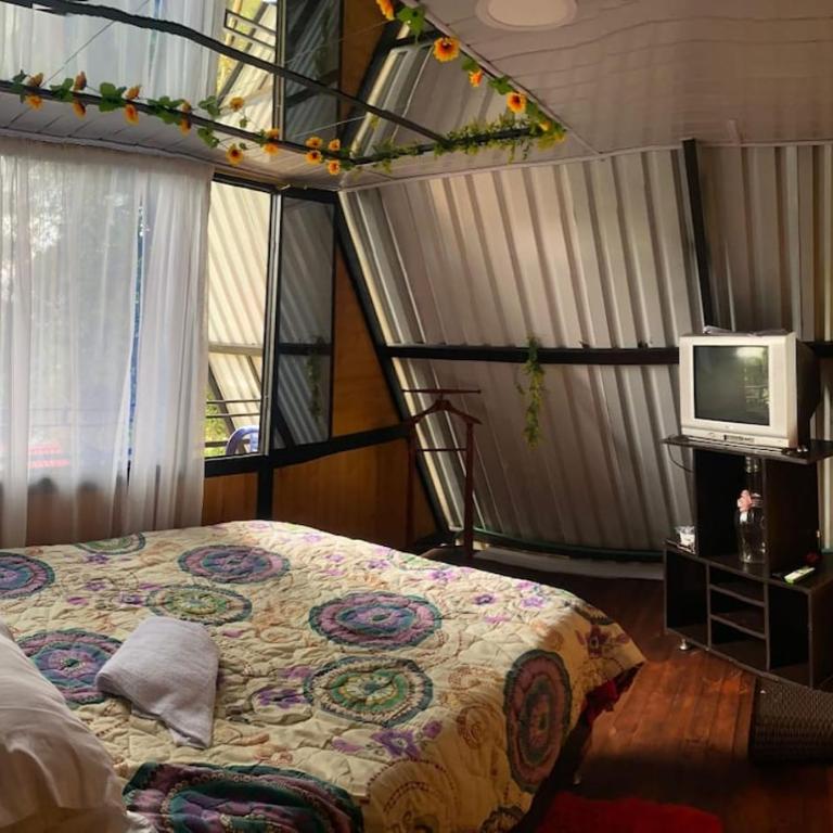 Beracan - Two-Bedroom House - 12