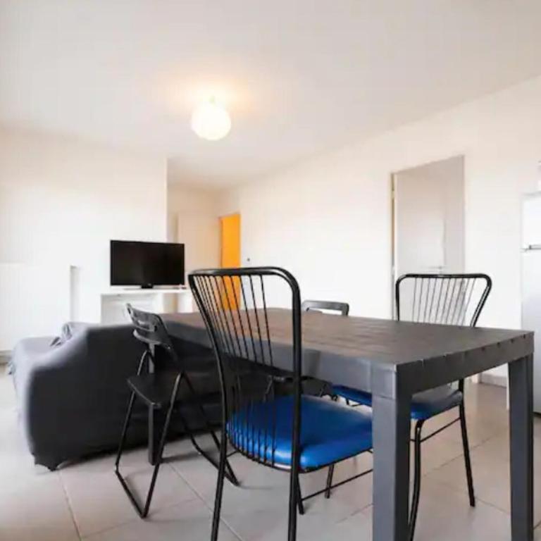 Bel Appartement Lumineux Lyon 7 - Two-Bedroom Apartment - 4