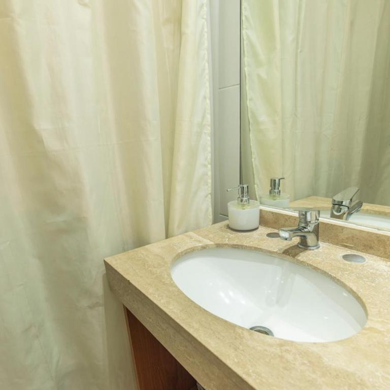 Departamento Jose, confortable en barrio Lastarrias - Two-Bedroom Apartment - 5