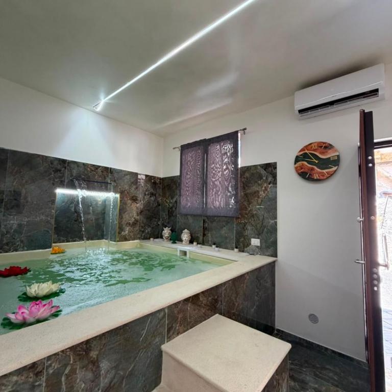 I 3 Diamanti G A E - King Room with Spa Bath - 4