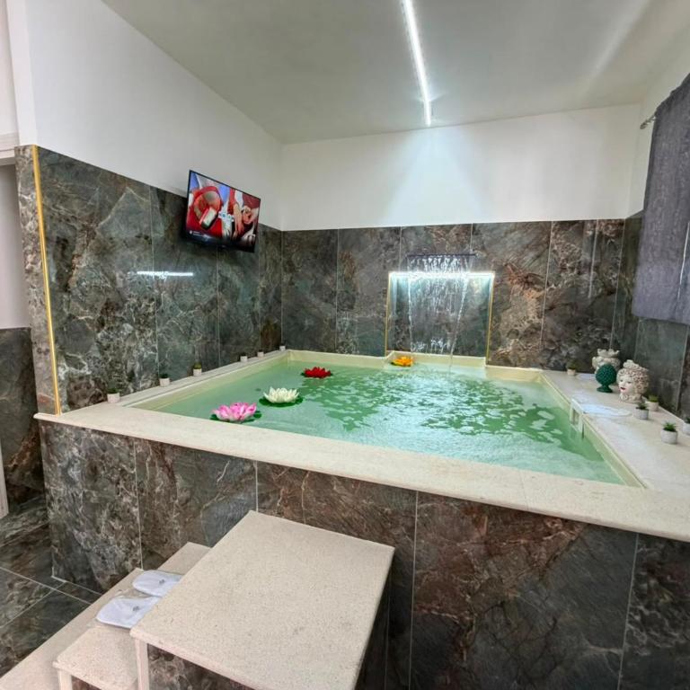 I 3 Diamanti G A E - King Room with Spa Bath - 1