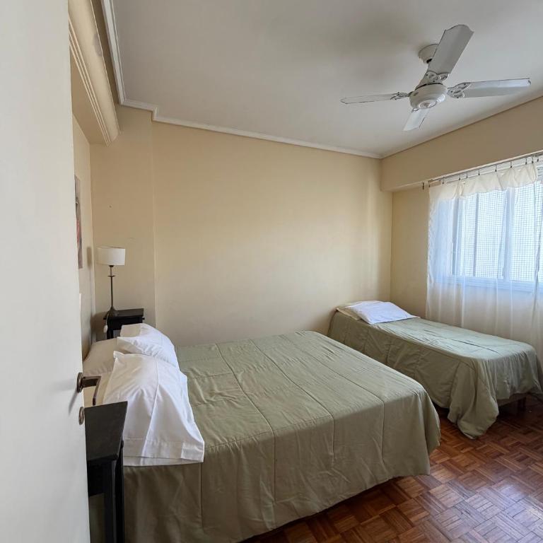 Amplio apartamento en torre de Recoleta - Apartamento de 2 dormitorios - 2