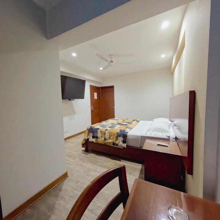 Hotel Esencia Suites - Habitación Estándar - 1 cama grande - 6