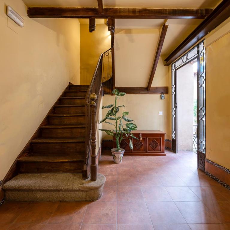 Patio in the Heart of Toledo , Pets , Family - Apartamento de 3 dormitorios - 32