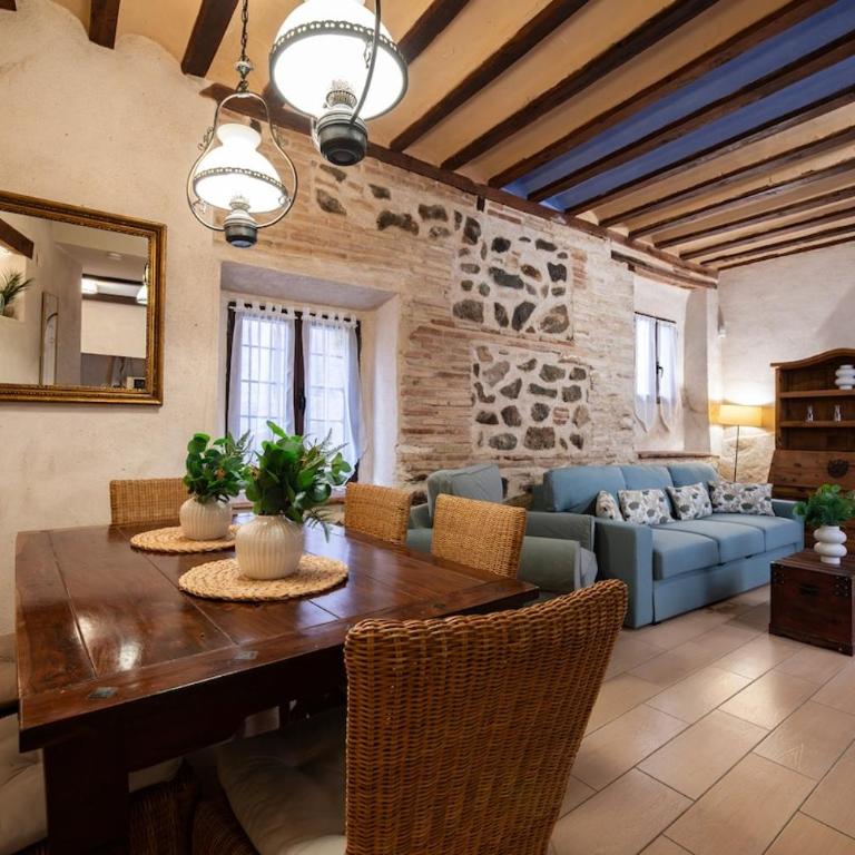 Patio in the Heart of Toledo , Pets , Family - Apartamento de 3 dormitorios - 62