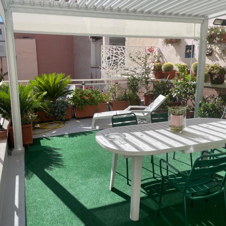 B&B Imagine - Camera Matrimoniale con Terrazza - 1